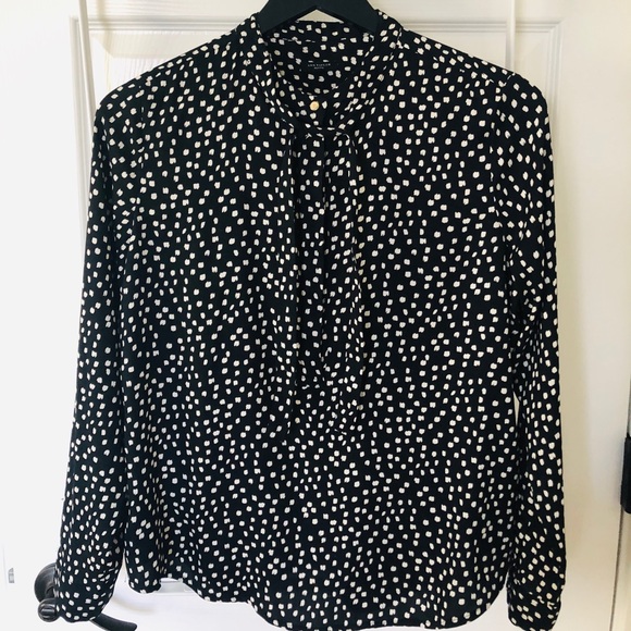 Ann Taylor long sleeve button-down top - Picture 1 of 5